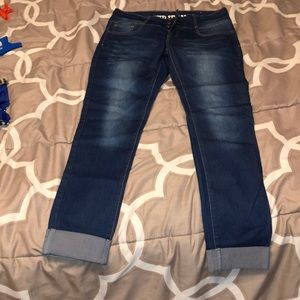 Skinny boyfriend stretchy jeans size 9